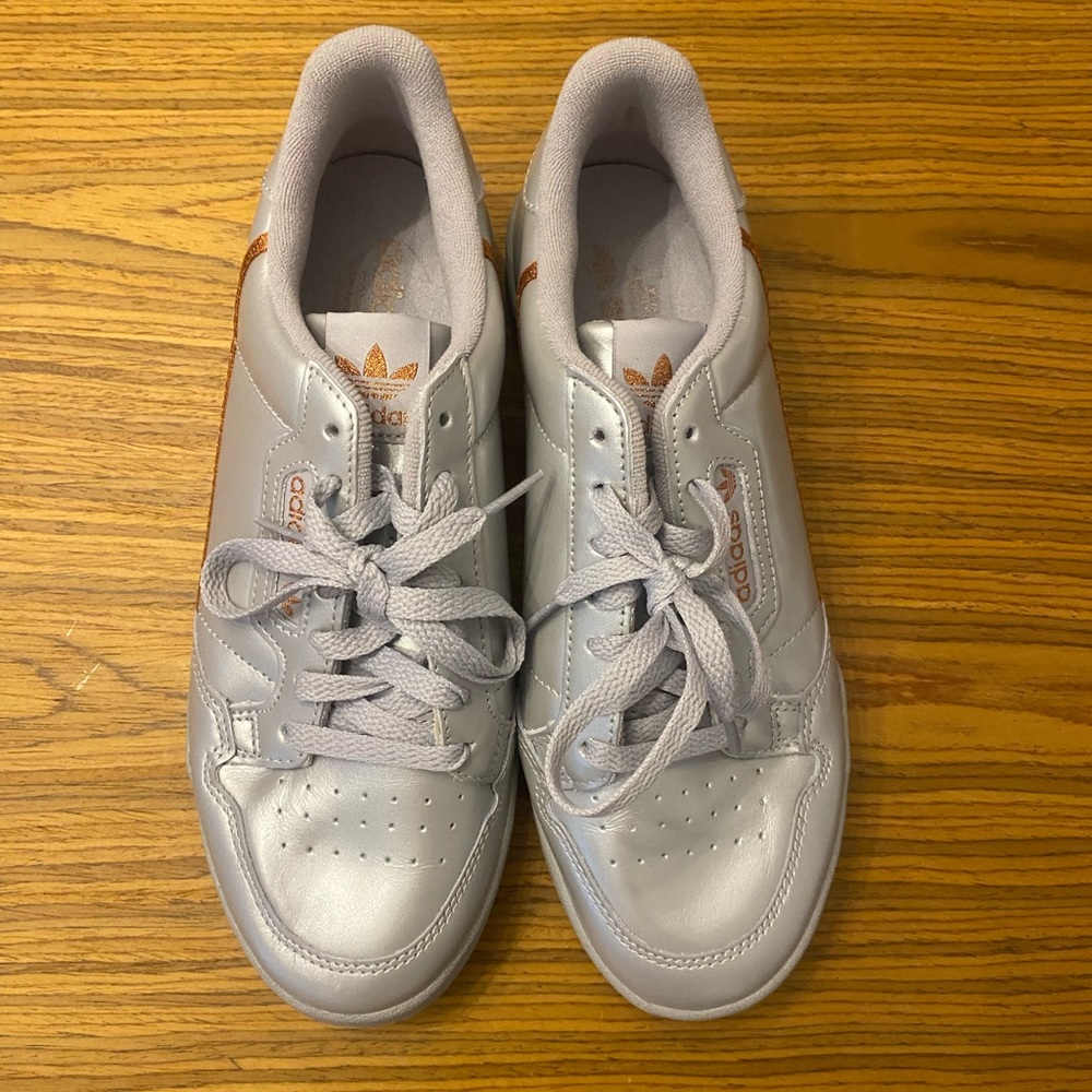 NWOT Adidas Continental 8 metallic grey with copper stripe Size 9 - Picture 2 of 7